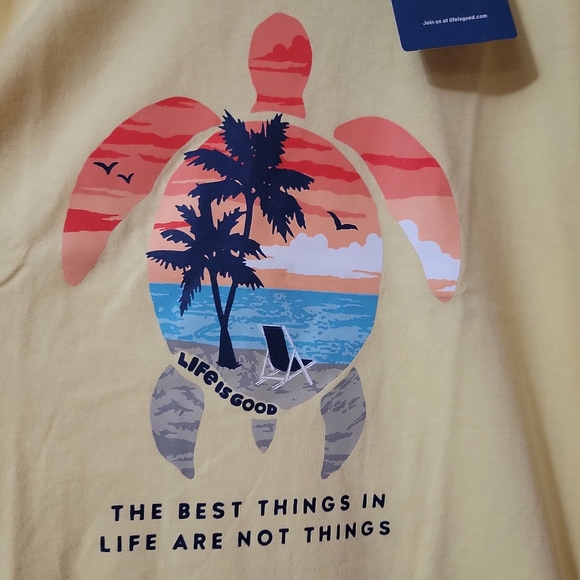 Life Is Good T-shirt Size Medium NWT - Picture 3 of 7